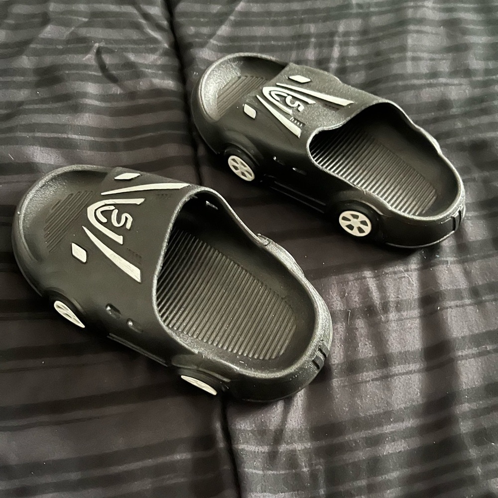 Black car slide shoes for boys 7 inches long